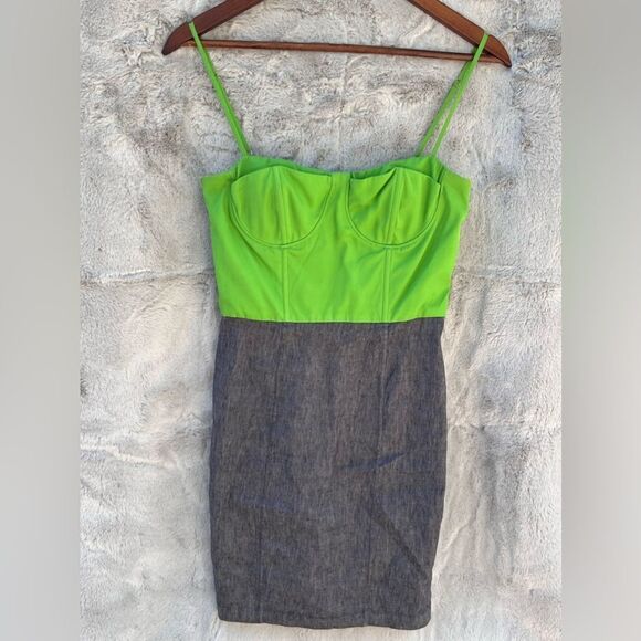 EUC Alice + Olivia  form fitting lime green & grey dress Size 2 - Picture 1 of 12